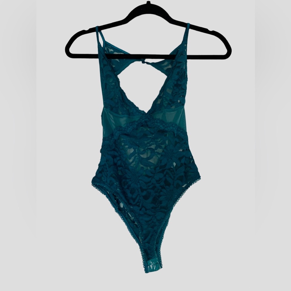 Free People Blue BodySuit 🌷🦋